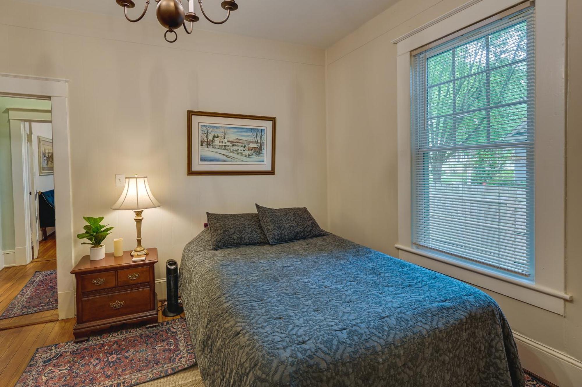 Cozy Casa Verde Getaway - 1 Mi To Uncg Campus Villa Greensboro Exterior photo